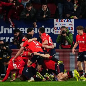 Real Madrid Stumble Against Osasuna as Barcelona Gains La Liga Advantage