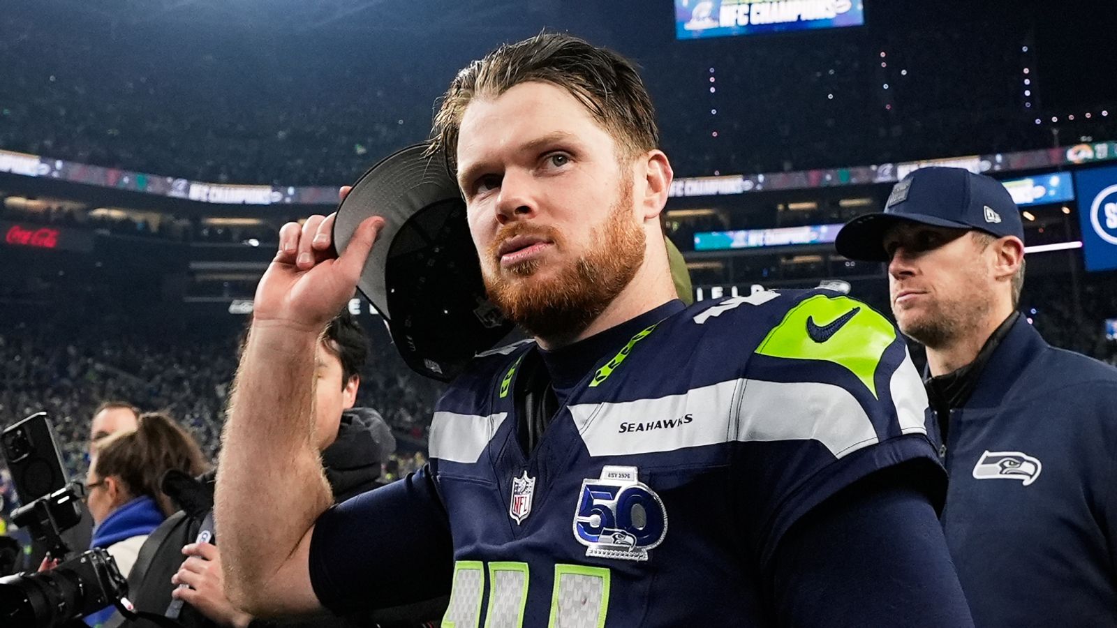 Seahawks Arrive for Super Bowl Amid Kubiak Departure, Darnold Faces Critical Transition