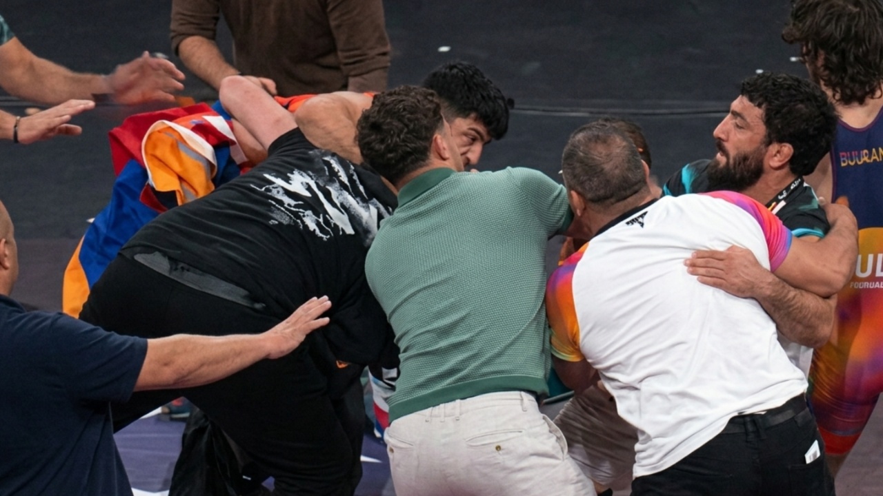 Arman Tsarukyan Defends RAF 6 Brawl, Blames Opponent’s Tactics for Post-Match Chaos