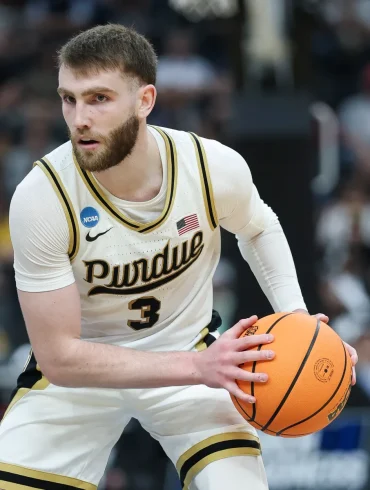 Braden Smith Breaks NCAA Assist Record, Lands Major NIL Deal, Leads Purdue Forward