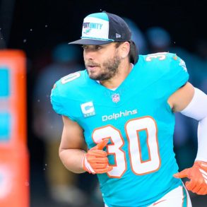 Chargers Sign Pro Bowl Fullback Alec Ingold, Reuniting Him With Coach McDaniel