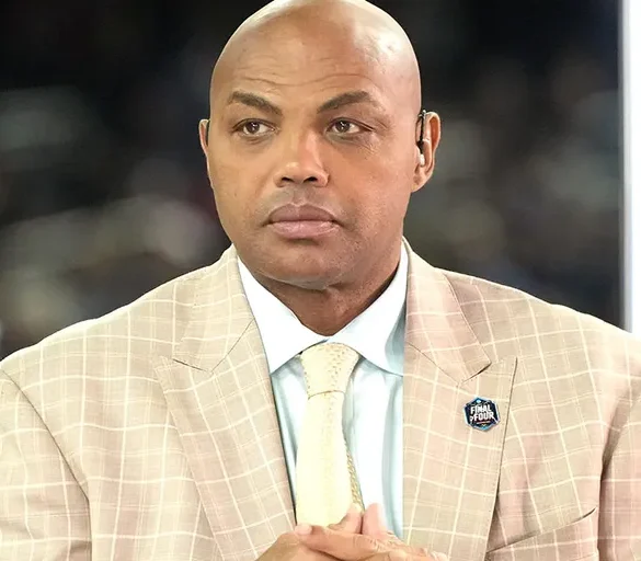 Charles Barkley Criticizes Public Overreaction to U.S. Hockey Teams’ White House Invite