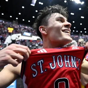 Dylan Darling’s Buzzer-Beater Propels St. John’s To Sweet 16 After 27 Years