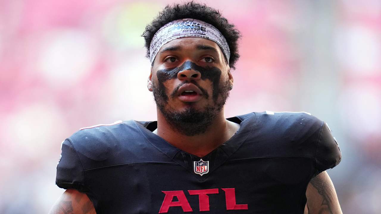 Elijah Wilkinson Sparks Social Media Feud With Falcons Fans After Cardinals Signing