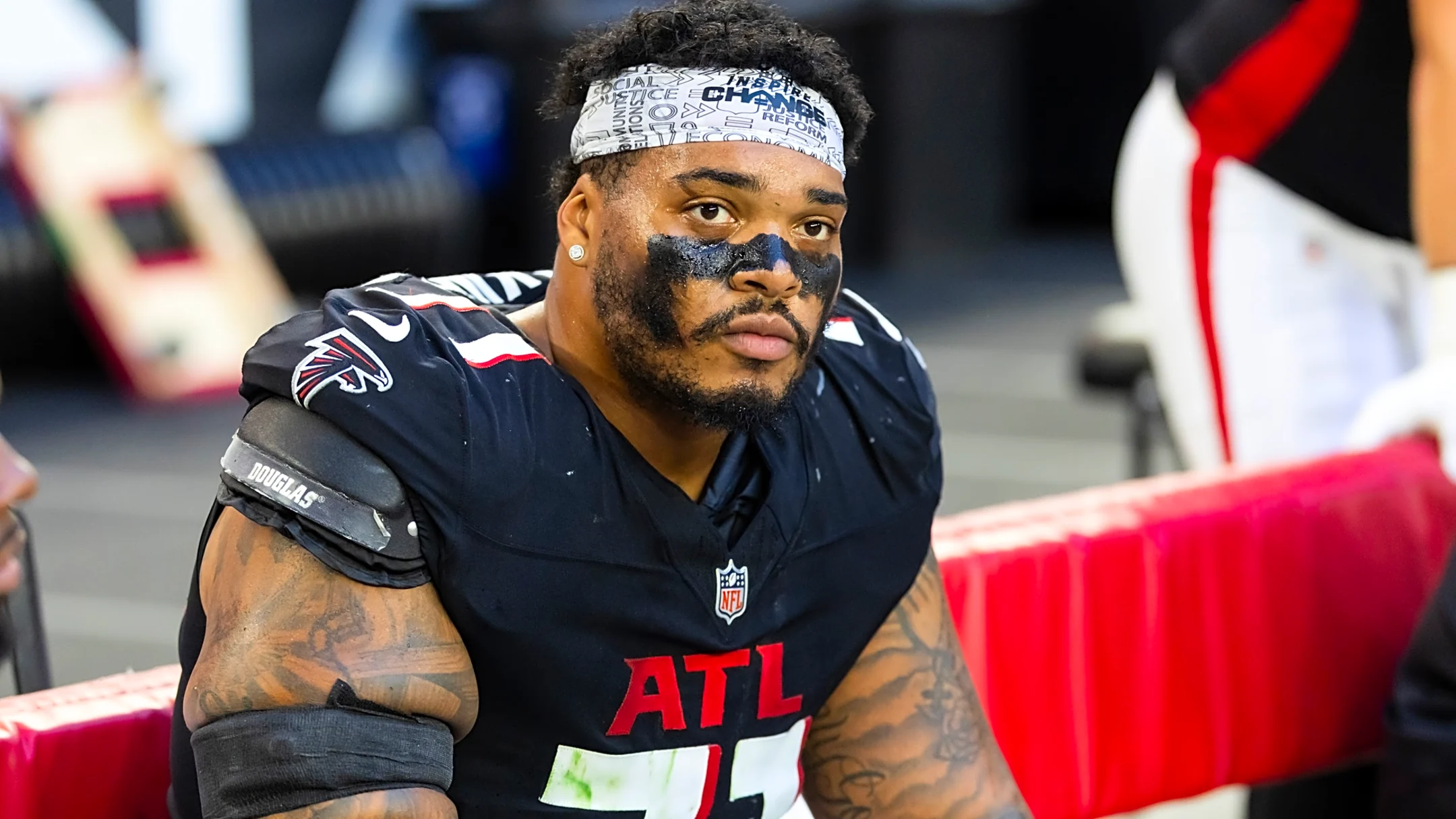 Elijah Wilkinson Sparks Social Media Feud With Falcons Fans After Cardinals Signing