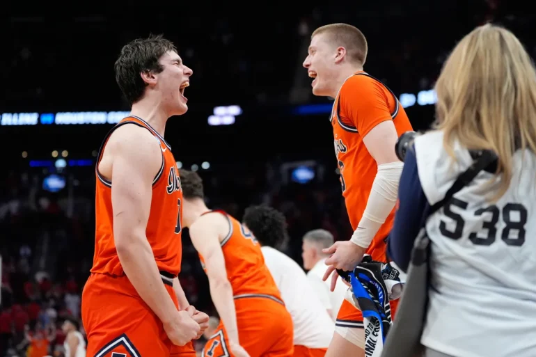 Illinois Looks to Overcome History, Take Next Step Toward Final Four