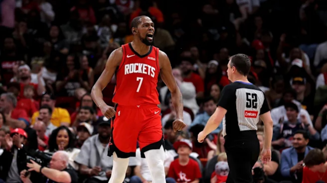 Kevin Durant Surpasses Michael Jordan, Solidifying Fifth Place On NBA All Time Scoring List