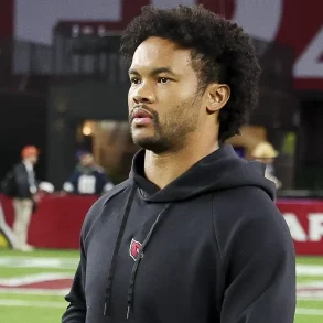 Kyler Murray Becomes Free Agent, Poised to Join Vikings and Mentor Young Quarterback