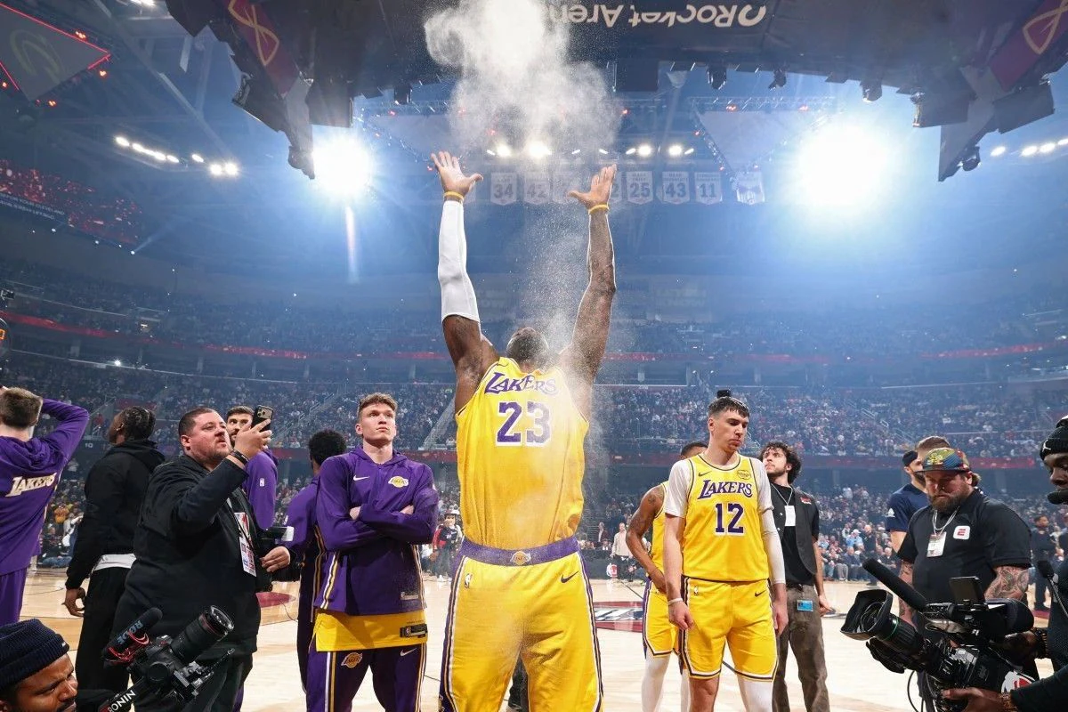 LeBron James Inspires Lakers’ Eight Game Winning Streak with Historic Triple Double