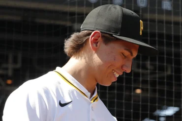 Seth Hernandez Hits 102 MPH in Electric Debut, Showcasing Elite Potential for Pirates Future