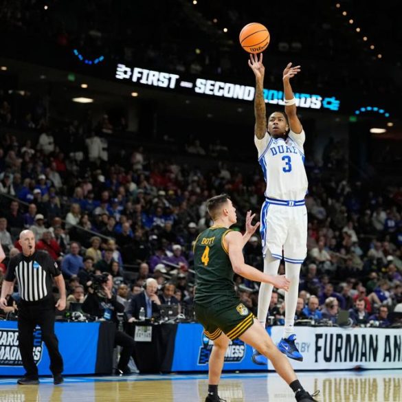 Siena’s Five Starters Rally Pushes Top Seeded Duke to the Brink of Defeat