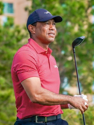 Tiger Woods Makes Triumphant Return to Competitive Golf After Year Long Layoff