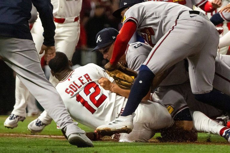 Braves Manager Walt Weiss’ Incredible Tackle on Soler Goes Viral, Impresses Falcons