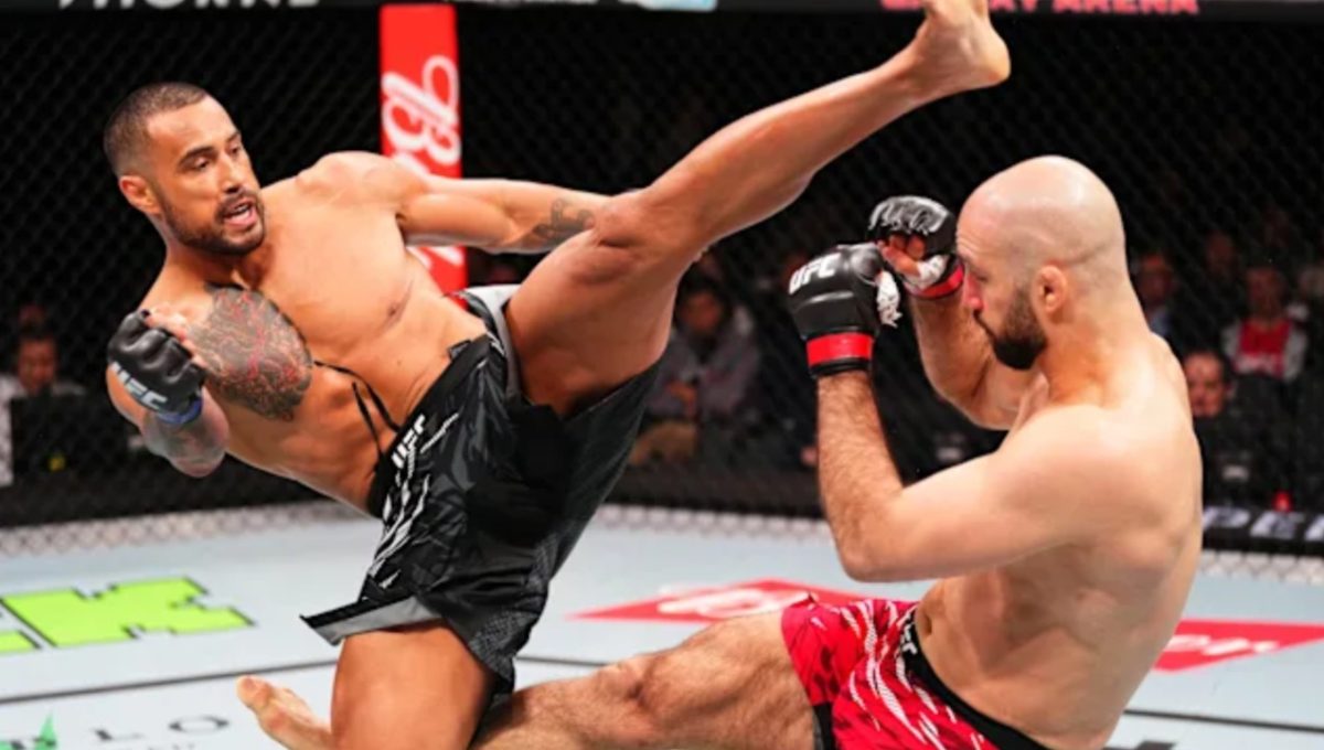 Carlos Ulberg Overcomes Knee Injury to Knock Out Jiří Procházka and Claim Light Heavyweight Title at UFC 327