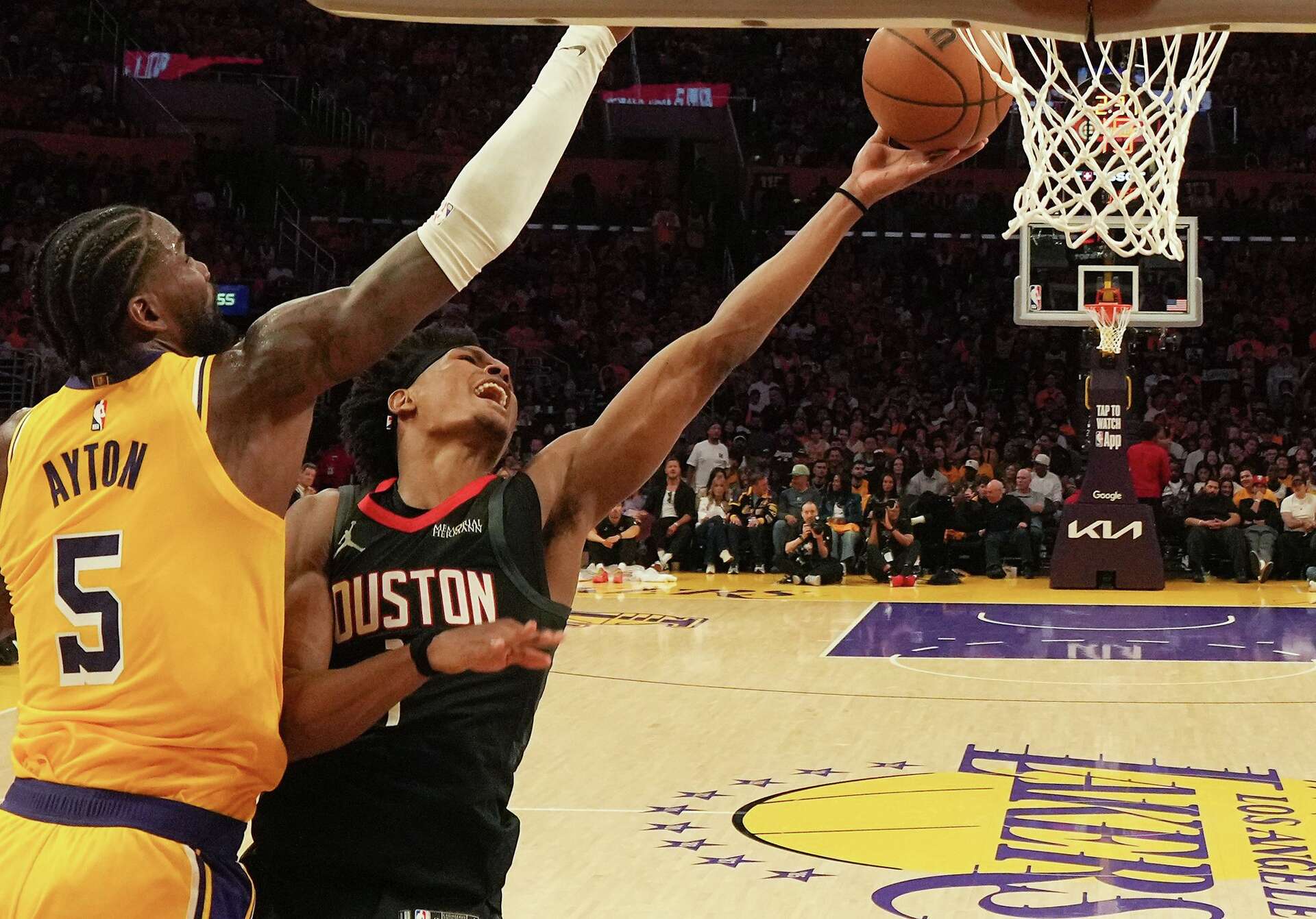 Lakers And Rockets Battle Through Injuries As Los Angeles Dominates Defensively Win