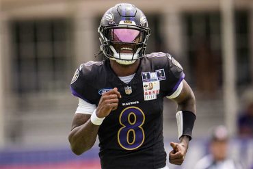 Lamar Jackson Kicks Off First Offseason with Ravens’ New Coaching Staff and Program