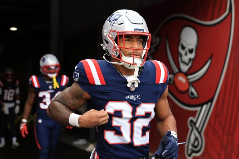 Patriots Address TreVeyon Henderson’s Post While Reinforcing Team Values and Responsibility