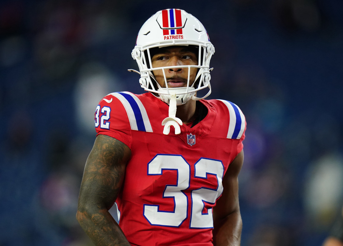 Patriots Address TreVeyon Henderson’s Post While Reinforcing Team Values and Responsibility