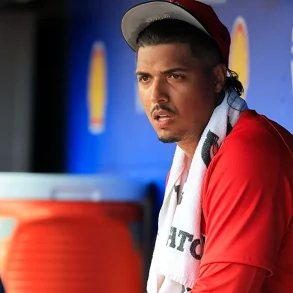 Red Sox Roster Moves See Oviedo on IL and Uberstine Making Debut