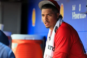 Red Sox Roster Moves See Oviedo on IL and Uberstine Making Debut