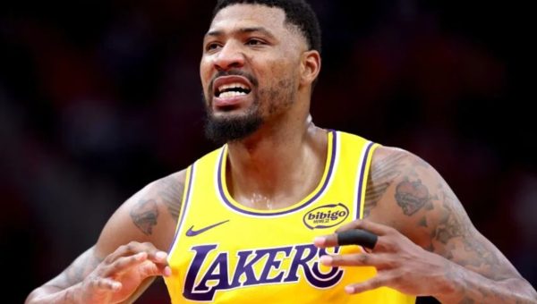 Rockets Collapse Late as Lakers Stage Stunning Comeback to Take 3–0 Series Lead