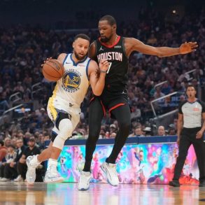 Rockets Edge Warriors as Sengun’s Late Heroics Spoil Curry’s Return Performance