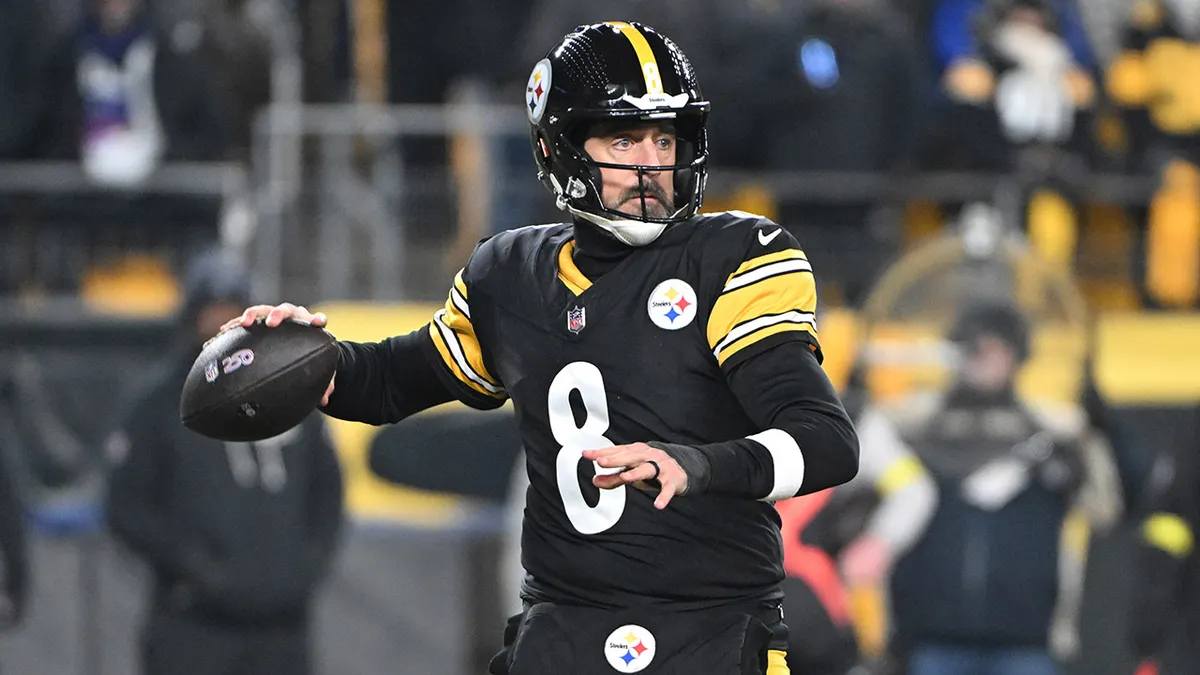Aaron Rodgers Signs With Steelers Bringing Experience Stability and Playoff Expectations