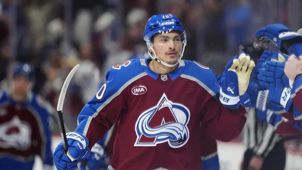 Avalanche Outlast Wild in 15-Goal Playoff Thriller Filled With Offensive Chaos