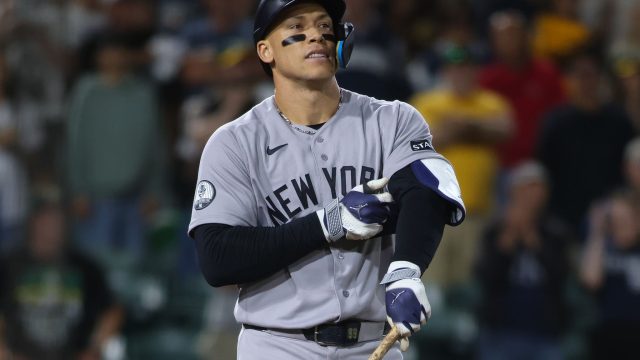 Aaron Judge Sidelined with Rib Stress Fracture as Yankees Face Extended Lineup Gap