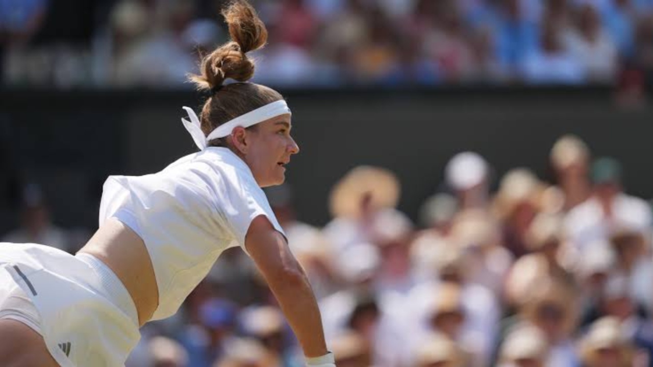 Muchová Outlasts Gauff in Epic Wimbledon Semifinal Thriller